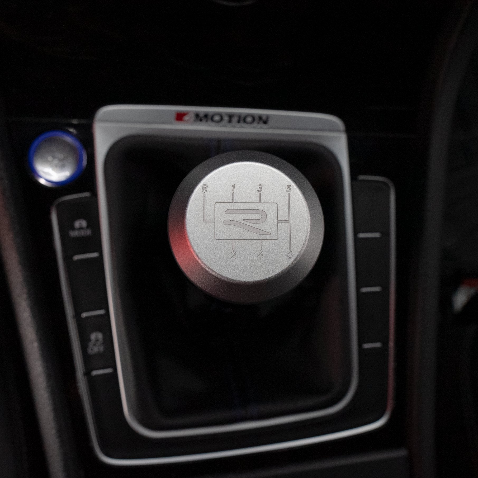 Classic Carbon Fiber Knob - Audi/VW